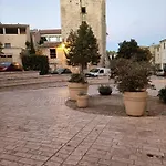 Holiday home A Deux Pas D'avignon Aramon