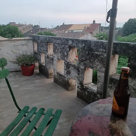 A Deux Pas D'avignon * Aramon