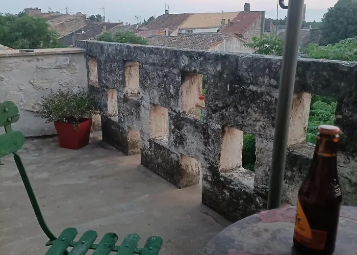 A Deux Pas D'avignon * Aramon